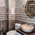 Sweet Homes 2 Апартамент *